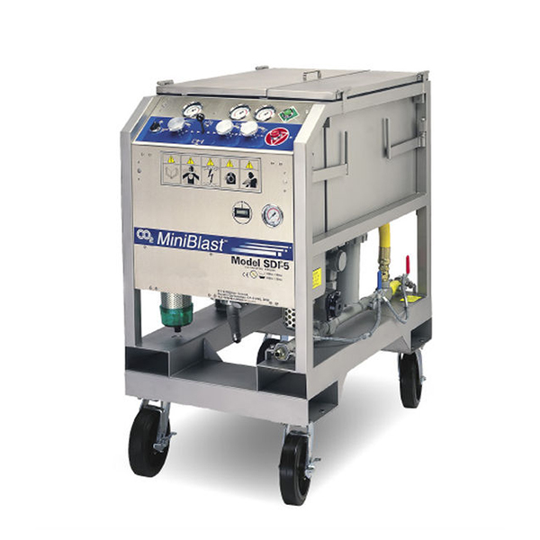 Dry ice blasting machine : introducing the range